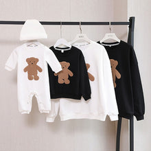 Laden Sie das Bild in den Galerie-Viewer, Teddy Family Pulli`s
