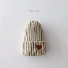 Laden Sie das Bild in den Galerie-Viewer, Cotton Beanie &quot;BEAR&quot;
